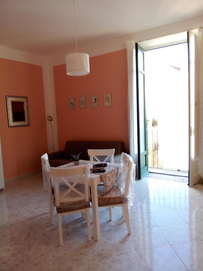 Appartamento Al Crocifisso...Da Nonna Pia Salerno Esterno foto